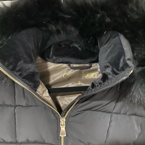 Calvin Klein - Picture 6 of 10